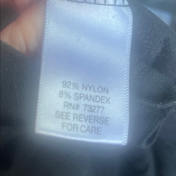 Black Women's Tank xl adjustable strap layering cami - Picture 6 of 6